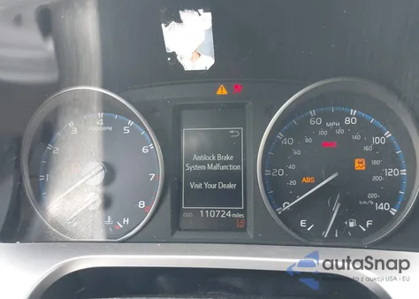 2018 Toyota Rav4 Xle из США, поврежденный, VIN JTMWFREV7JD111785